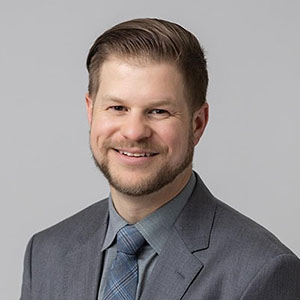 Headshot of Alex Mysinek Branch Manager at The Money Store