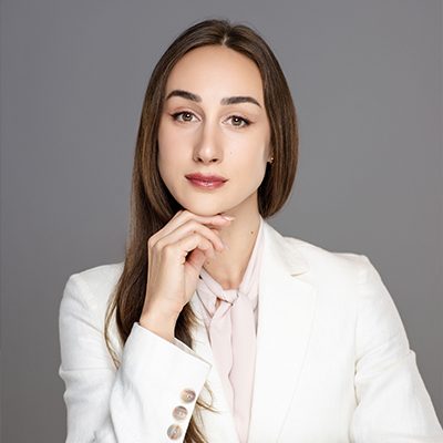 Headshot of Dragana Vasiljevic Associate Mortgage Loan Originator at The Money Store
